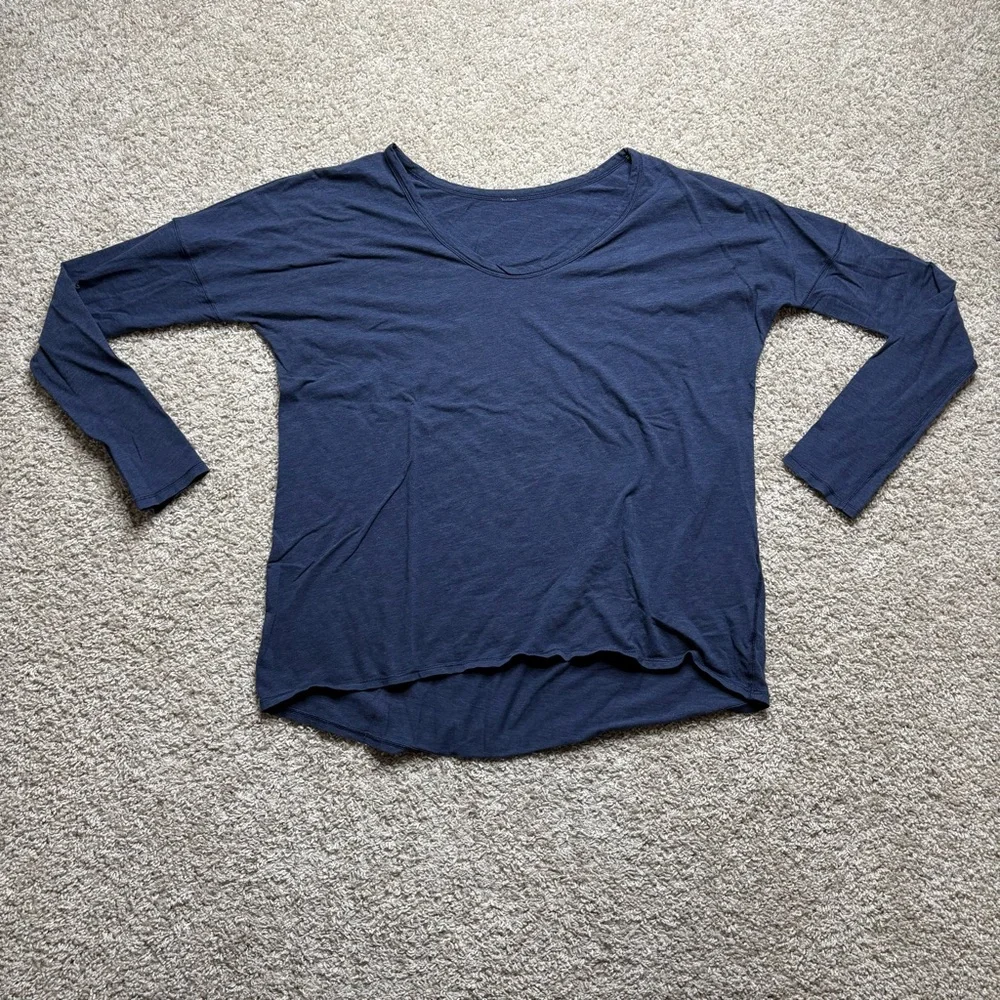 Lululemon Flip Your Dog Long Sleeve II